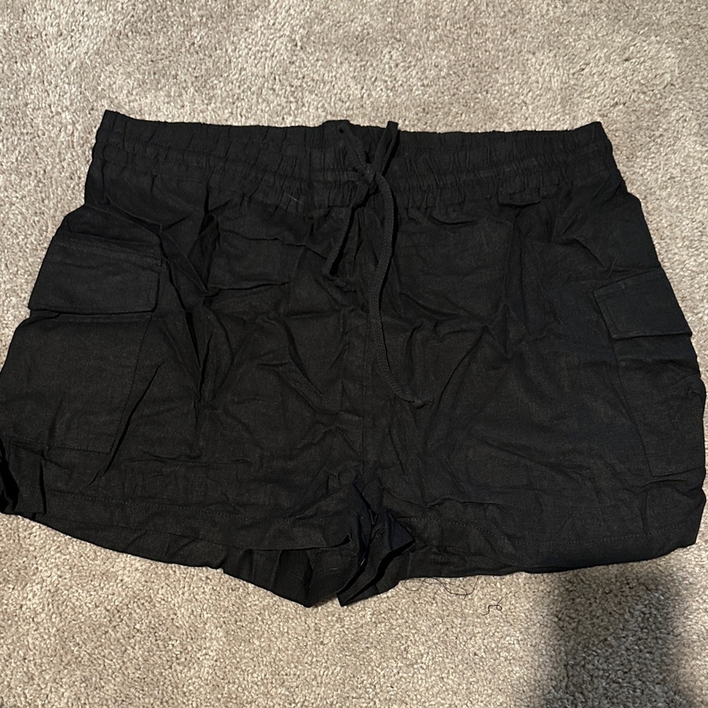 Women's Black Cargo Shorts